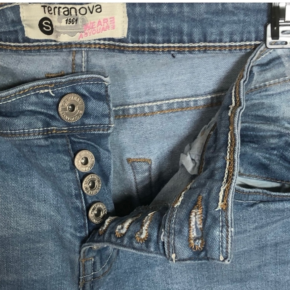 Terranova Button Fly Jean Shorts